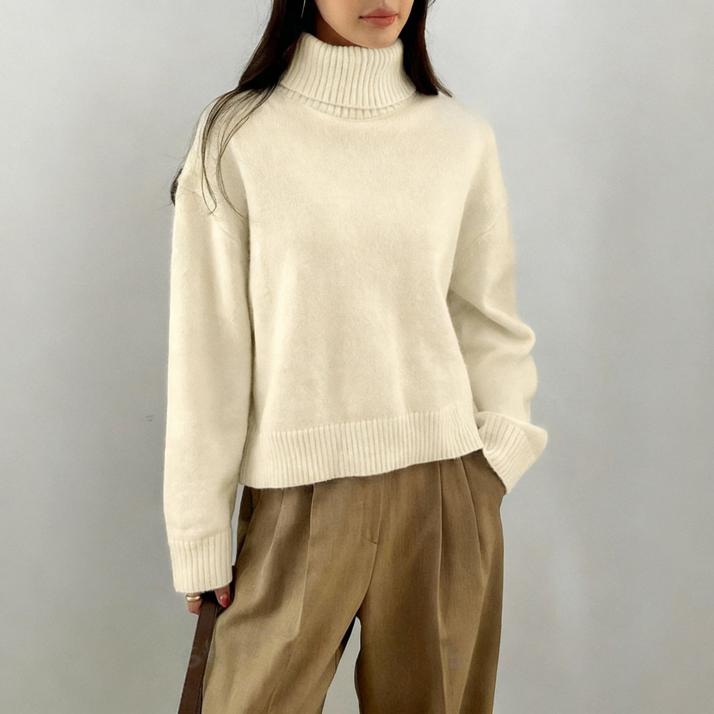 Timeless Cashmere Turtleneck