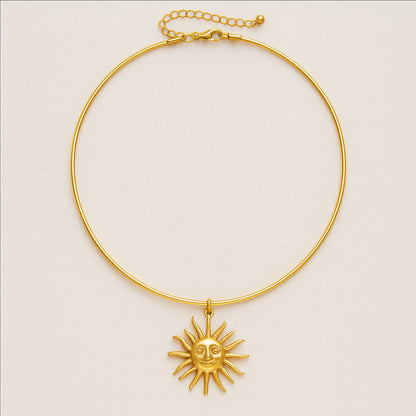 Soléa Pendant Necklace