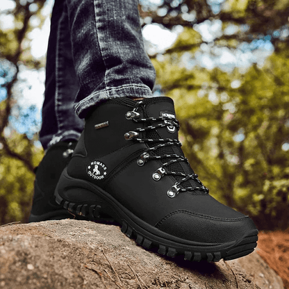 RidgeWalker Hiking Boots