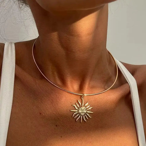 Soléa Pendant Necklace