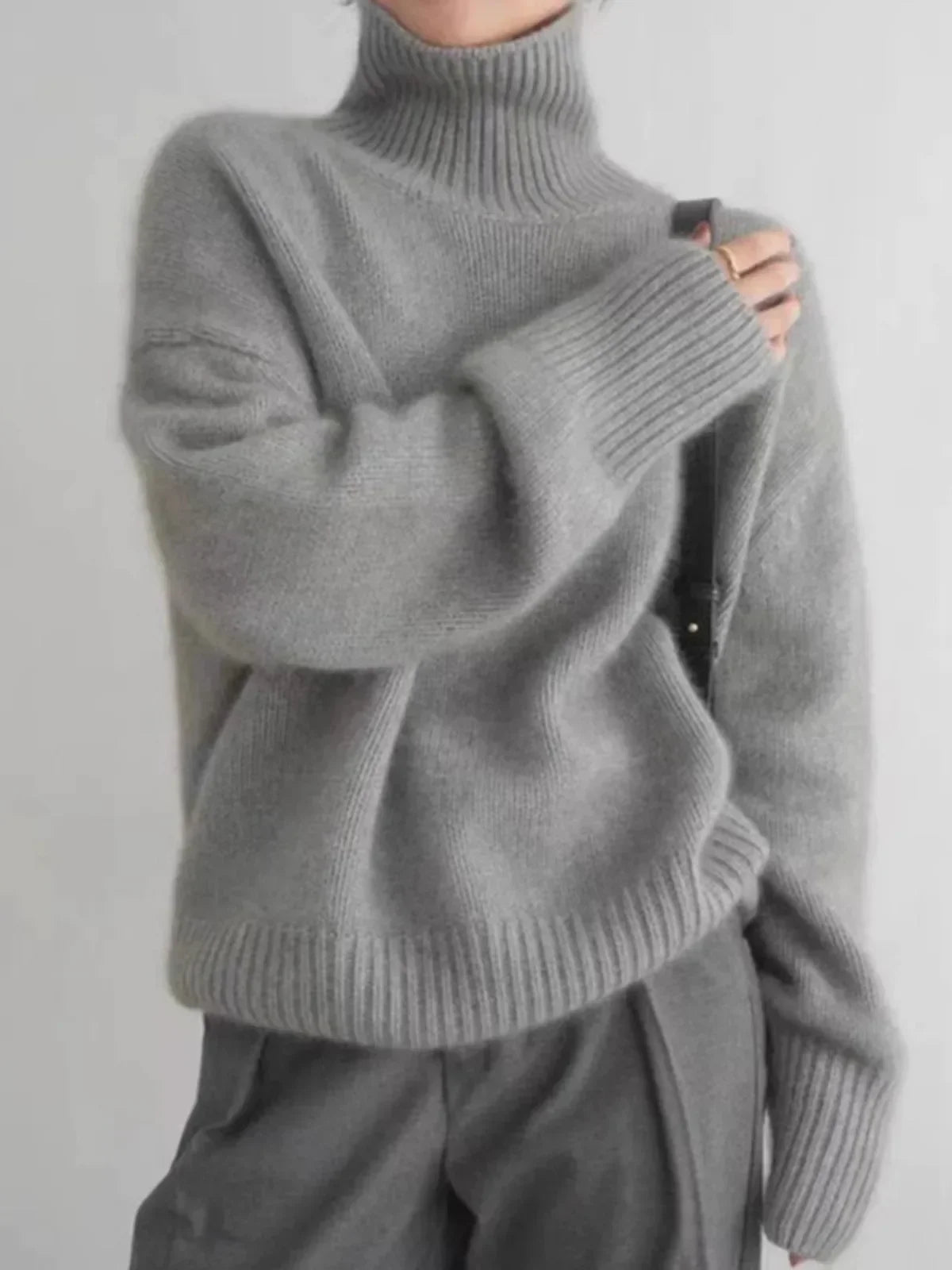 Essence Pure Cashmere Turtleneck