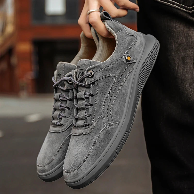 The 1987 Heritage Suede Sneaker