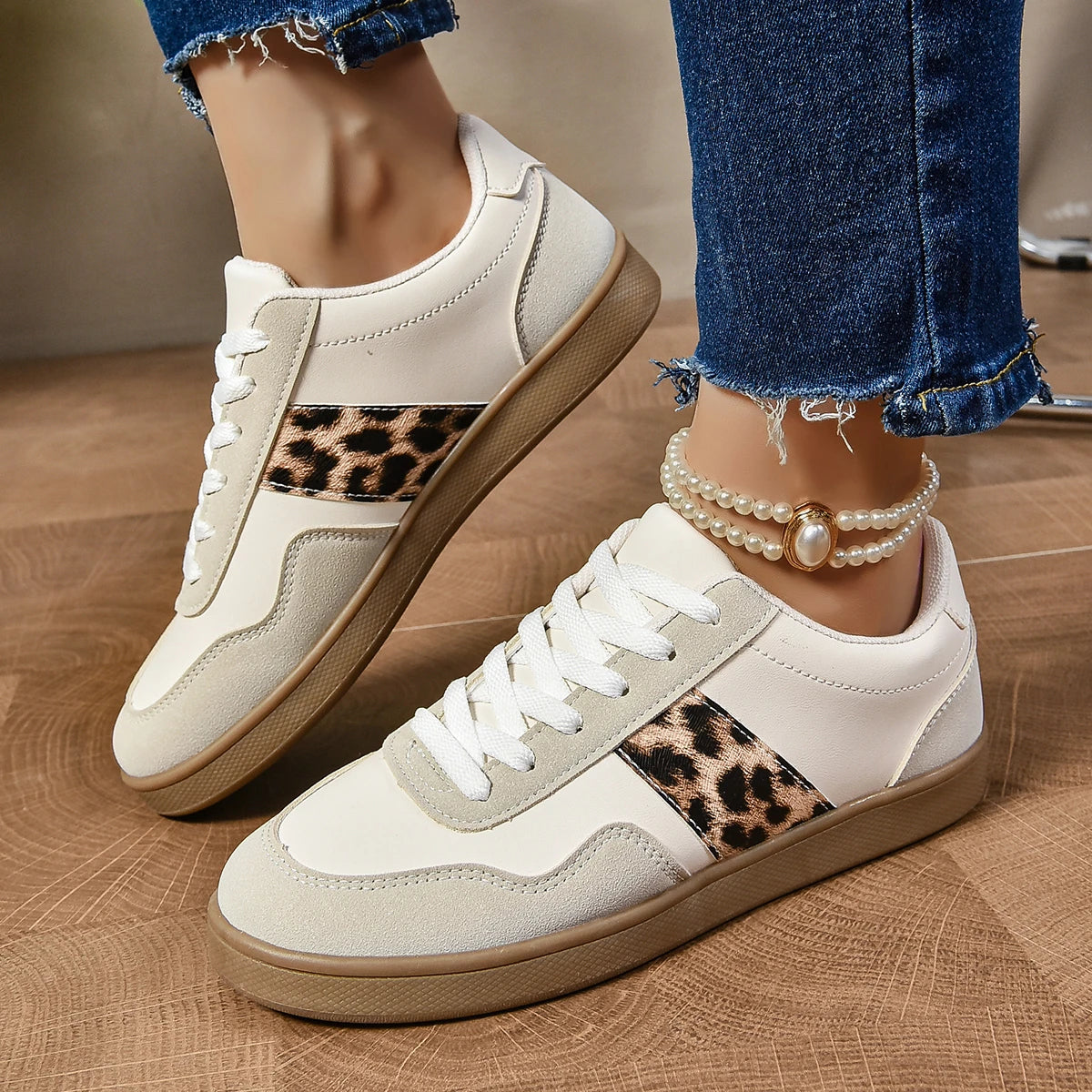 Savanna Casual Sneakers