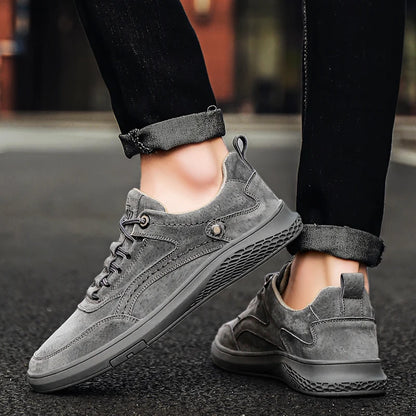 The 1987 Heritage Suede Sneaker