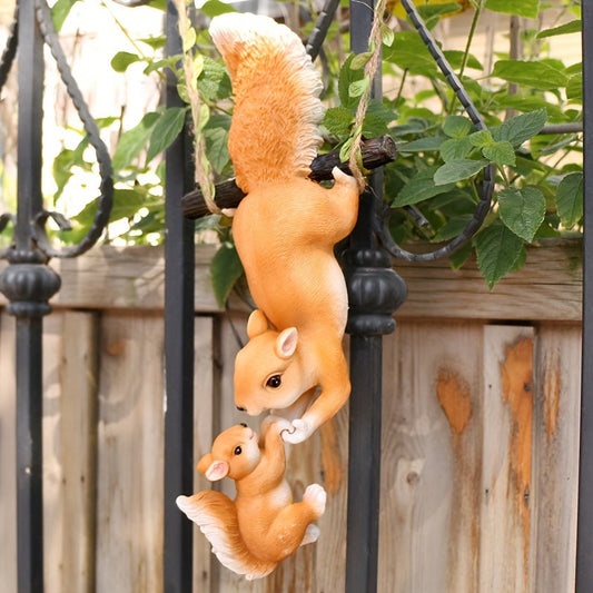 Squirrel Family Garden Decoration