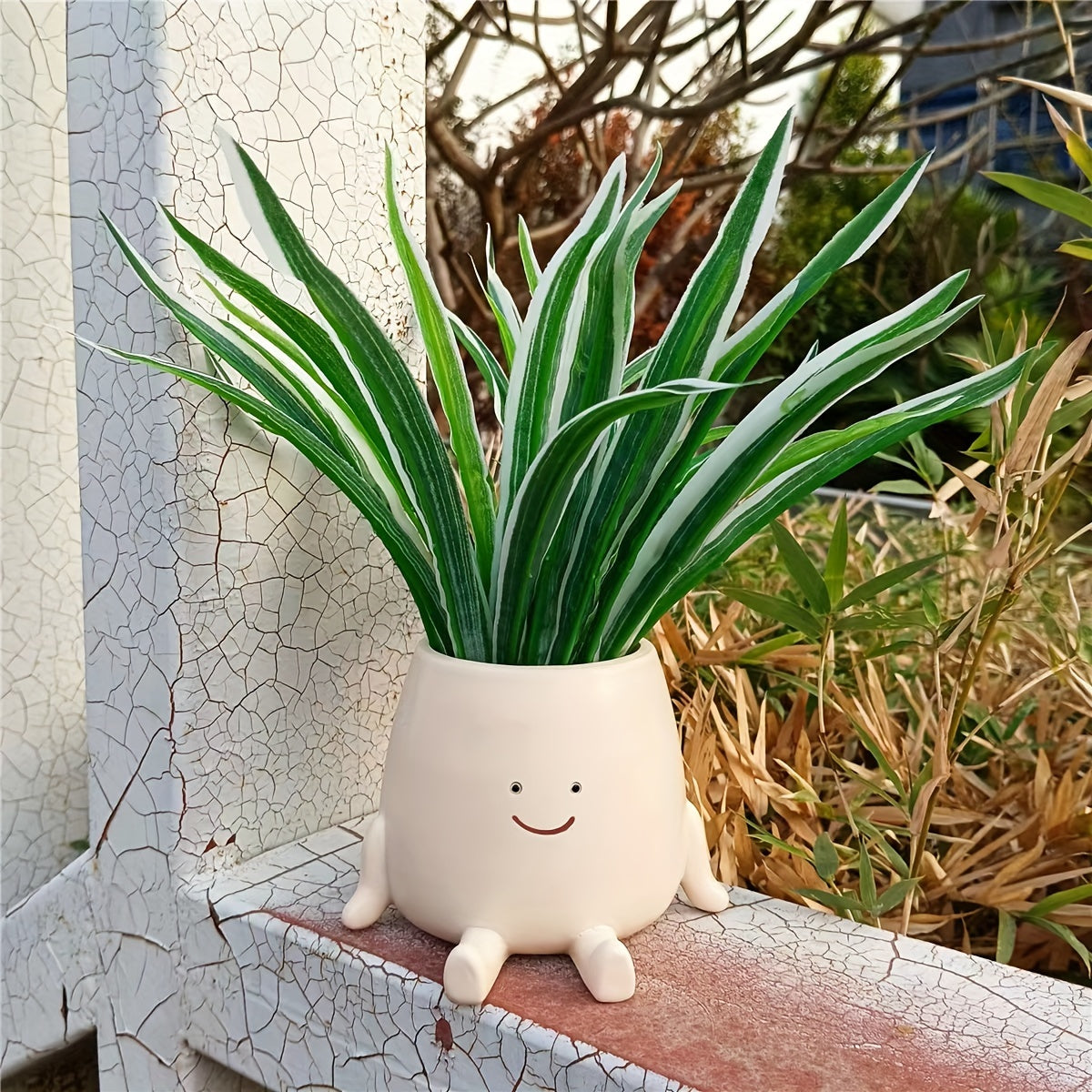 Sitting Flower Pot